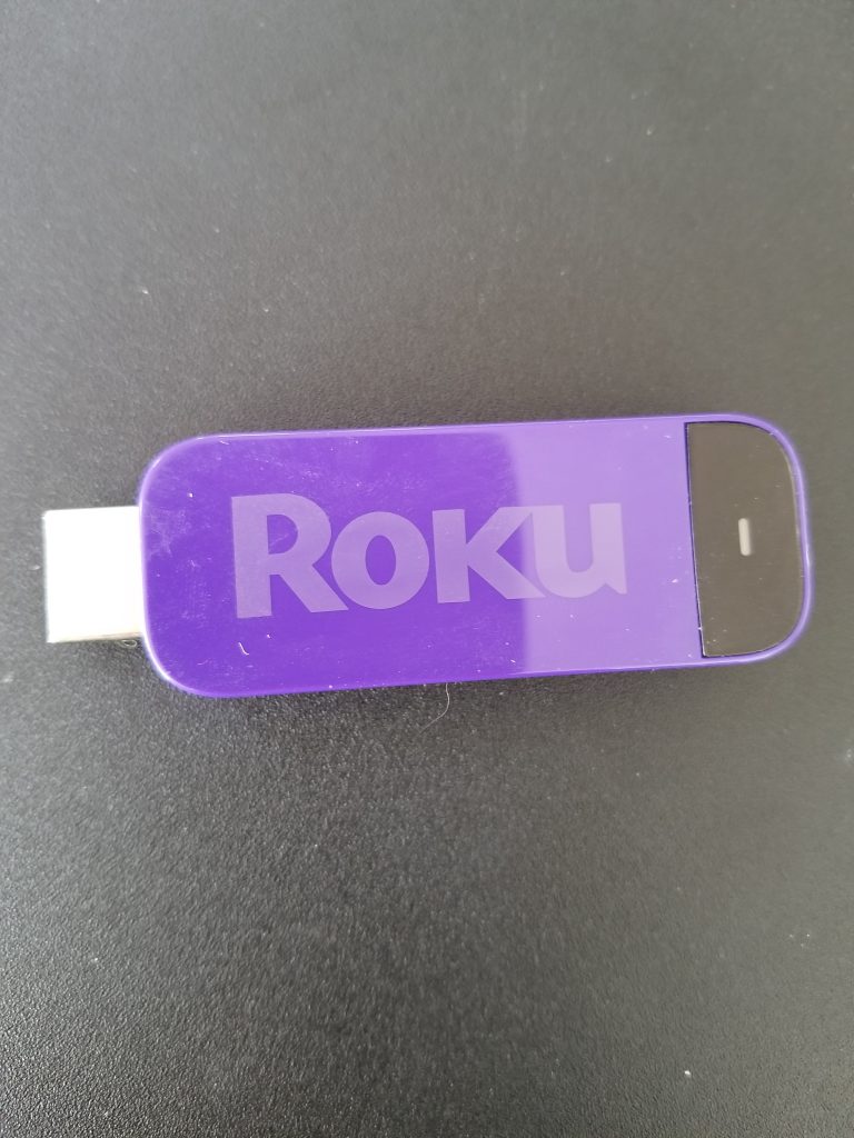 A picture of a roku stick