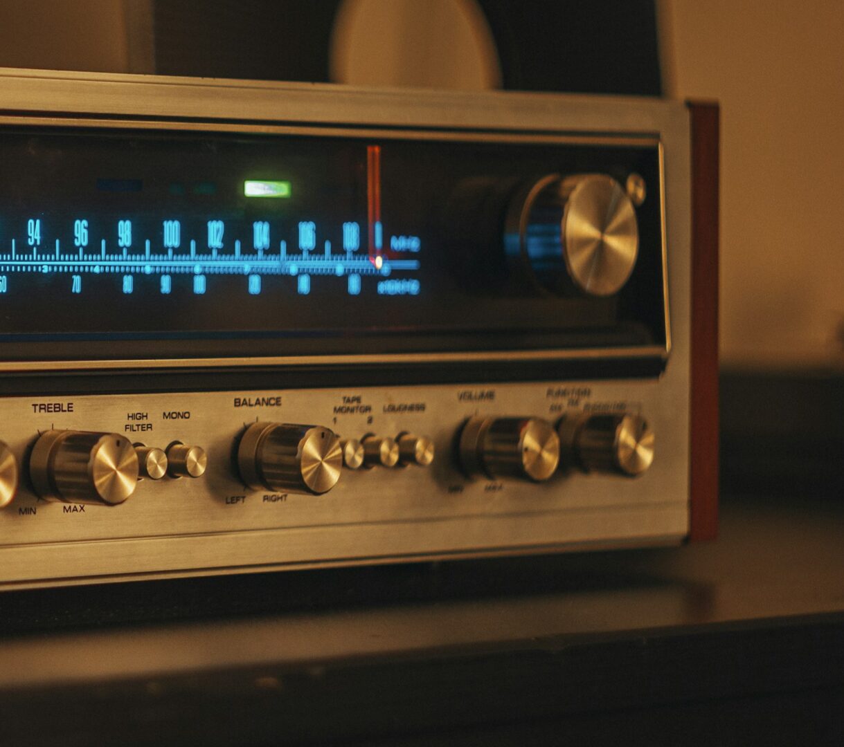 Placing a receiver on a wire rack in a theater room