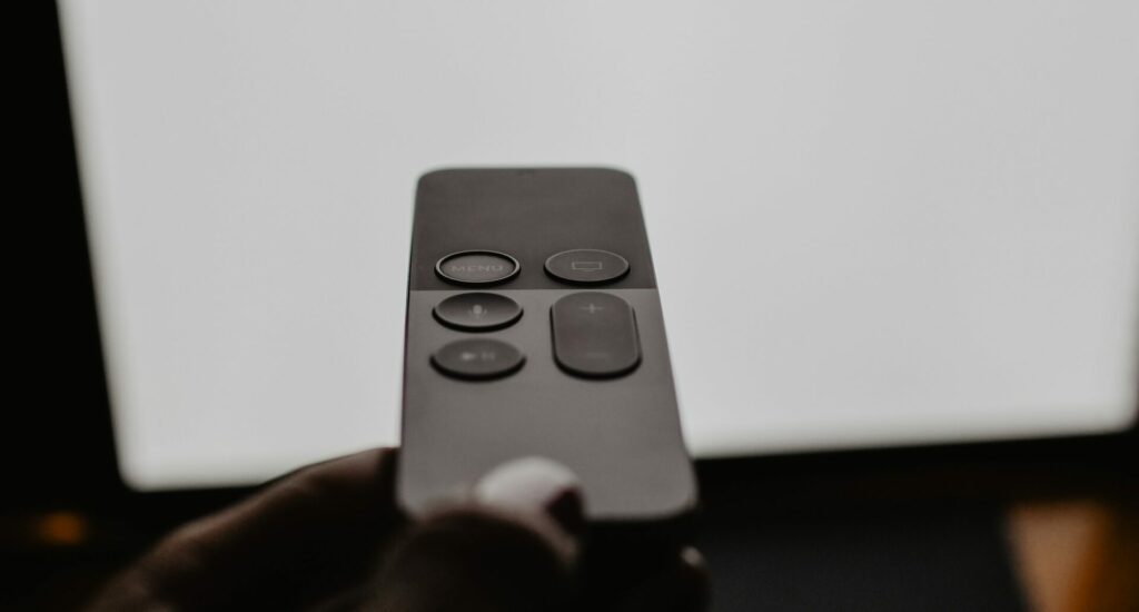 Is It Better To Watch TV In The Dark Or